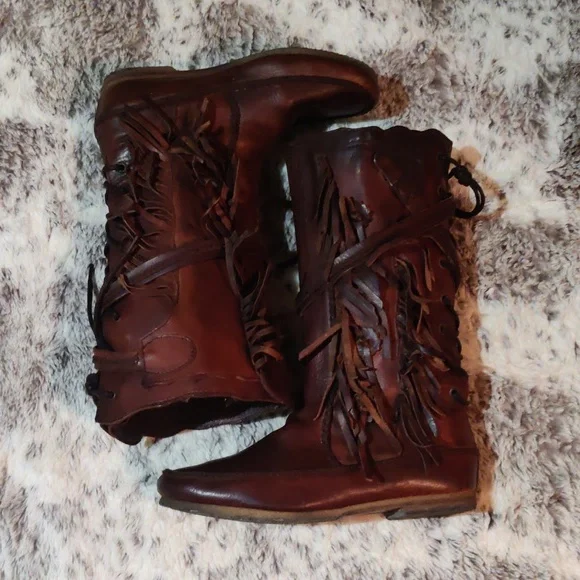 Allsaints Pipaluk Moccasin Boots - Picture 3 of 9